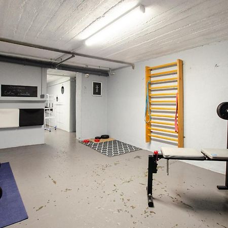 Chill And Sun, 2 Chambres Calme Avec Terrasse Et Parking Metz Bagian luar foto