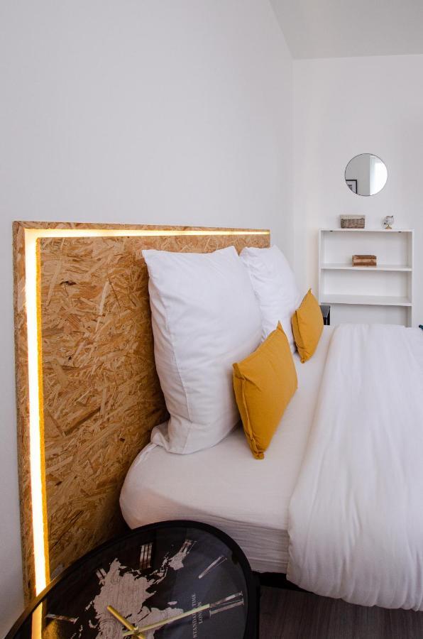 Chill And Sun, 2 Chambres Calme Avec Terrasse Et Parking Metz Bagian luar foto